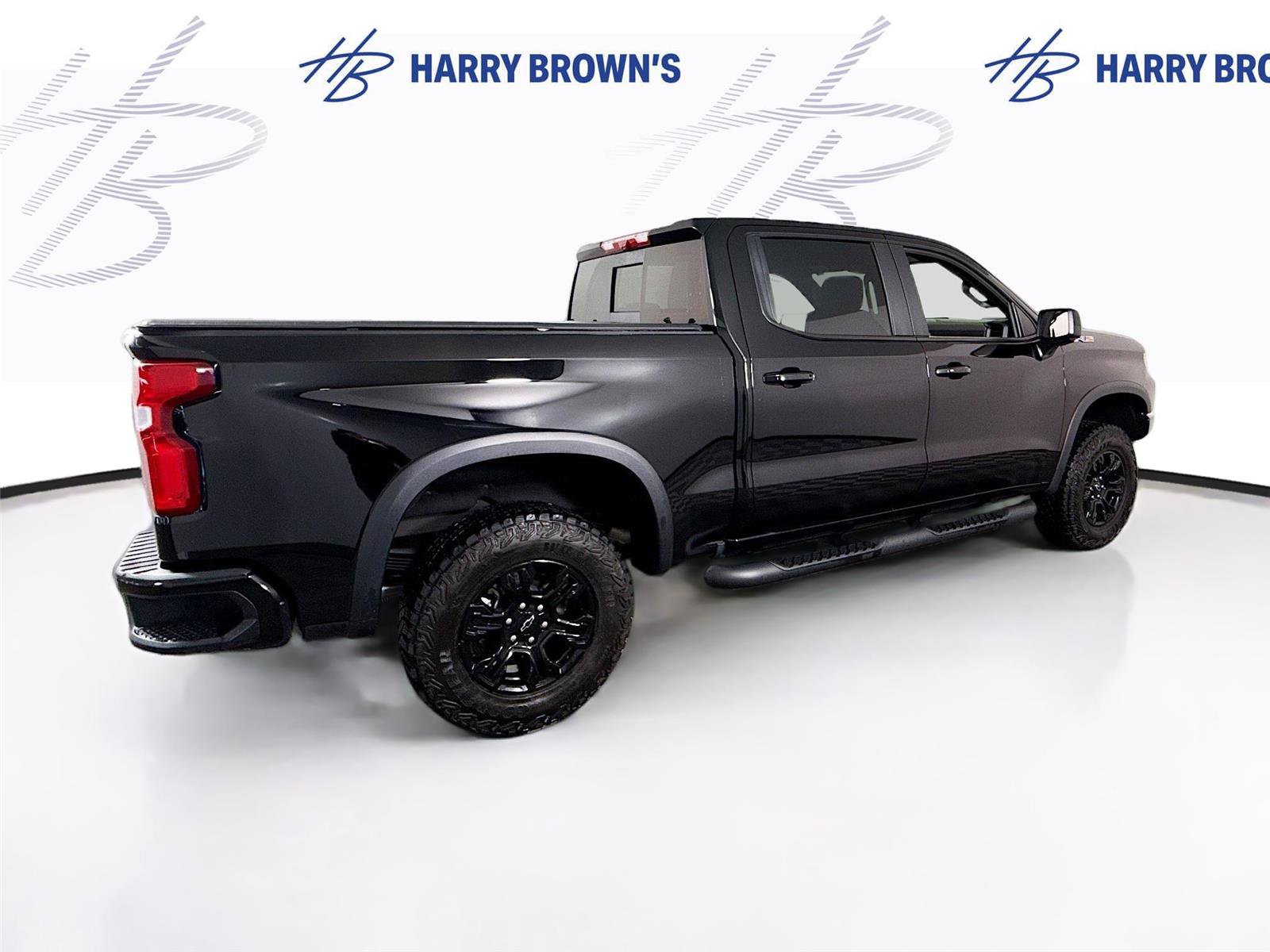 Used 2025 Chevrolet Silverado 1500 ZR2 w/ Technology Package image 33