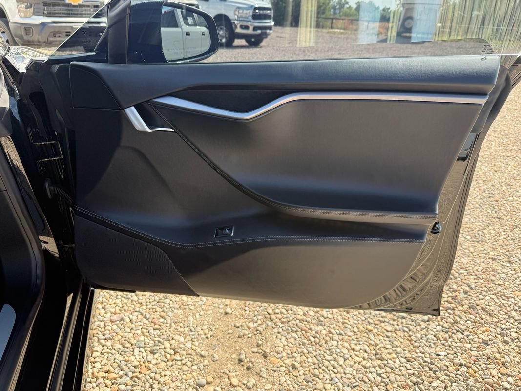 Used 2019 Tesla Model S Performance AWD/4WD image 13