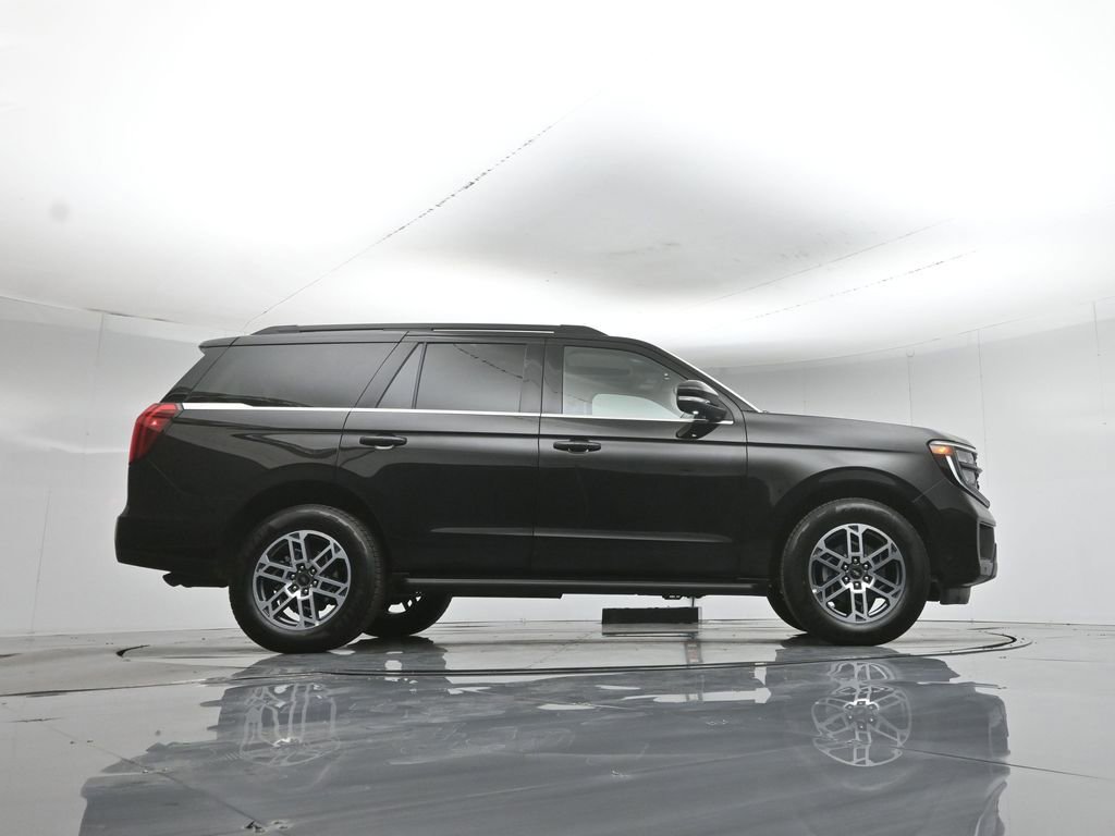Certified 2025 Ford Expedition Active RWD image 50
