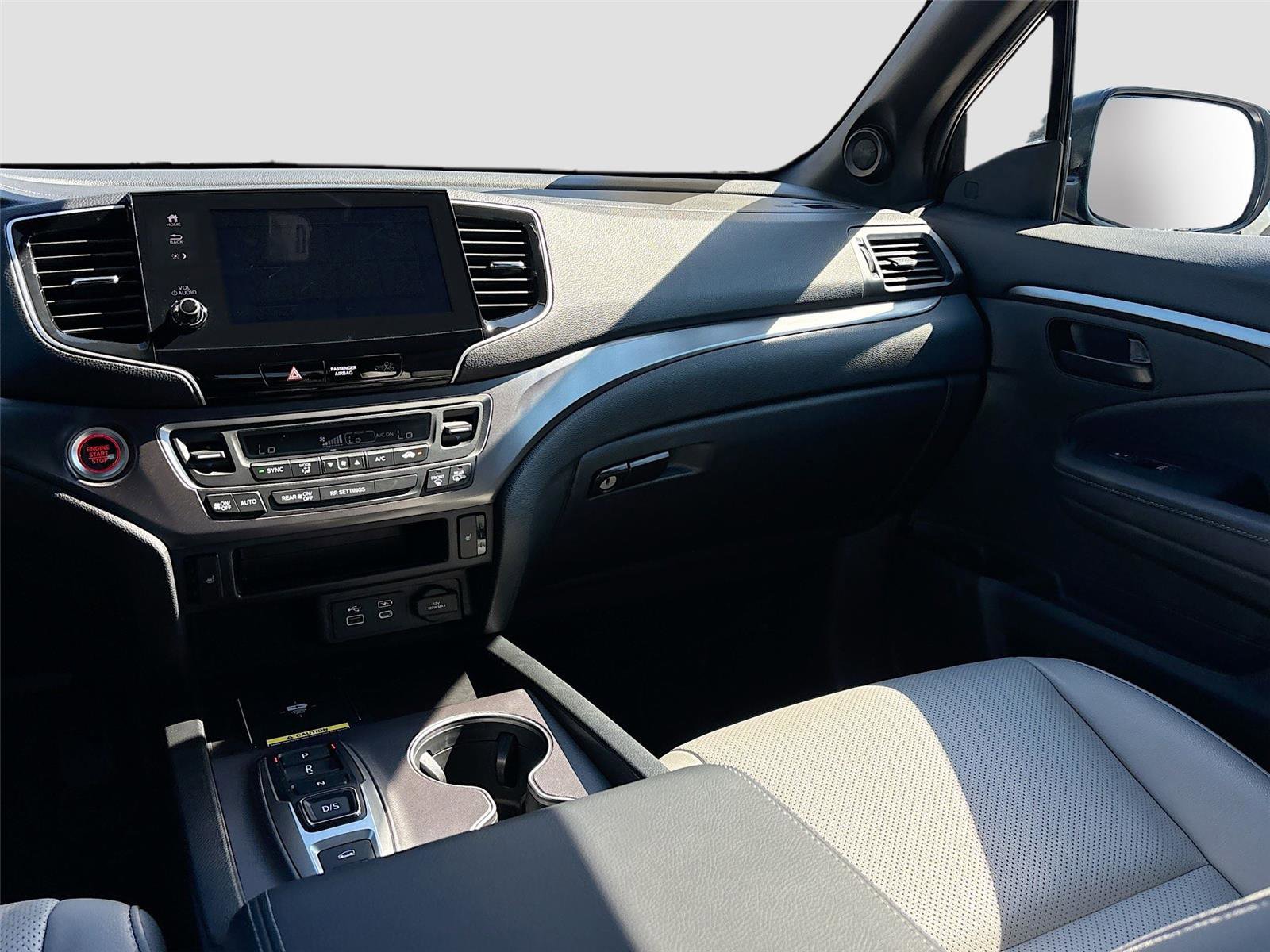 Certified 2025 Honda Passport EX-L image 28
