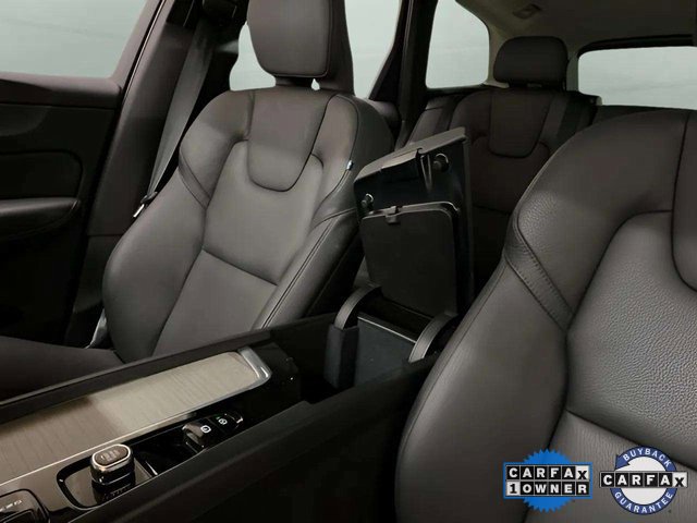 Used 2025 Volvo XC60 B5 Plus image 54