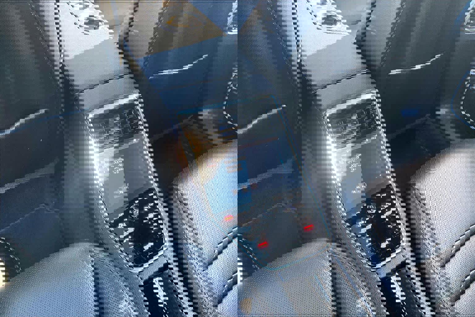 Used 2021 Porsche Panamera image 36