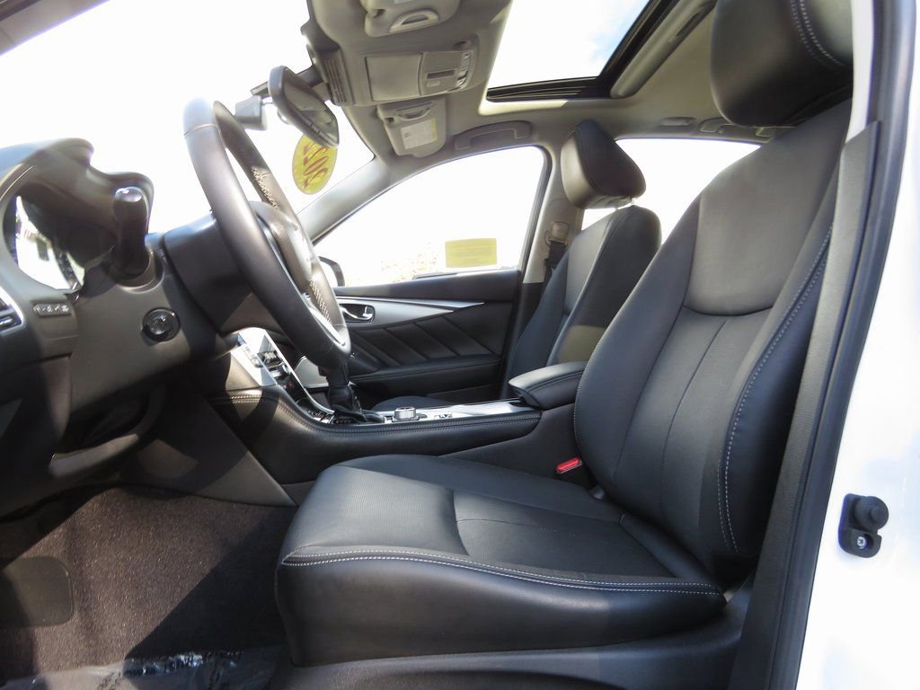 Used 2022 INFINITI Q50 Luxe w/ Cargo Package image 11