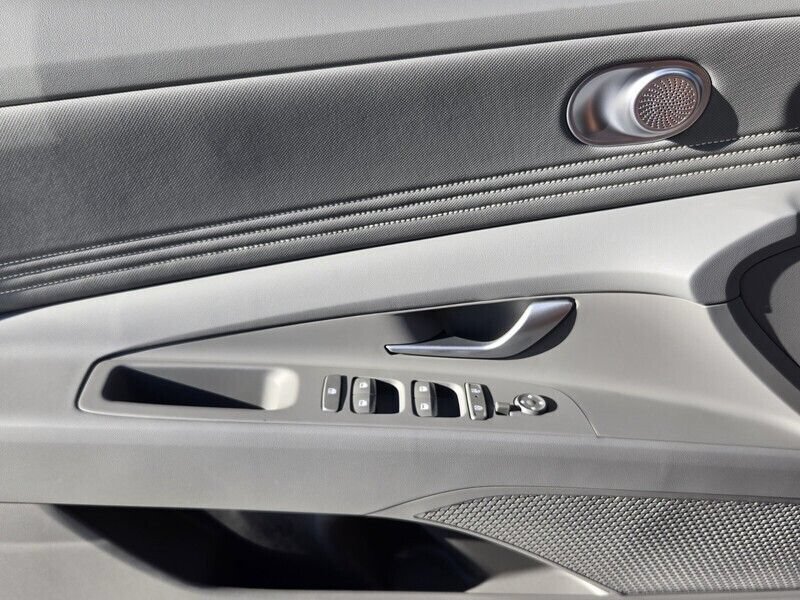 New 2026 Hyundai Elantra Sport FWD image 12