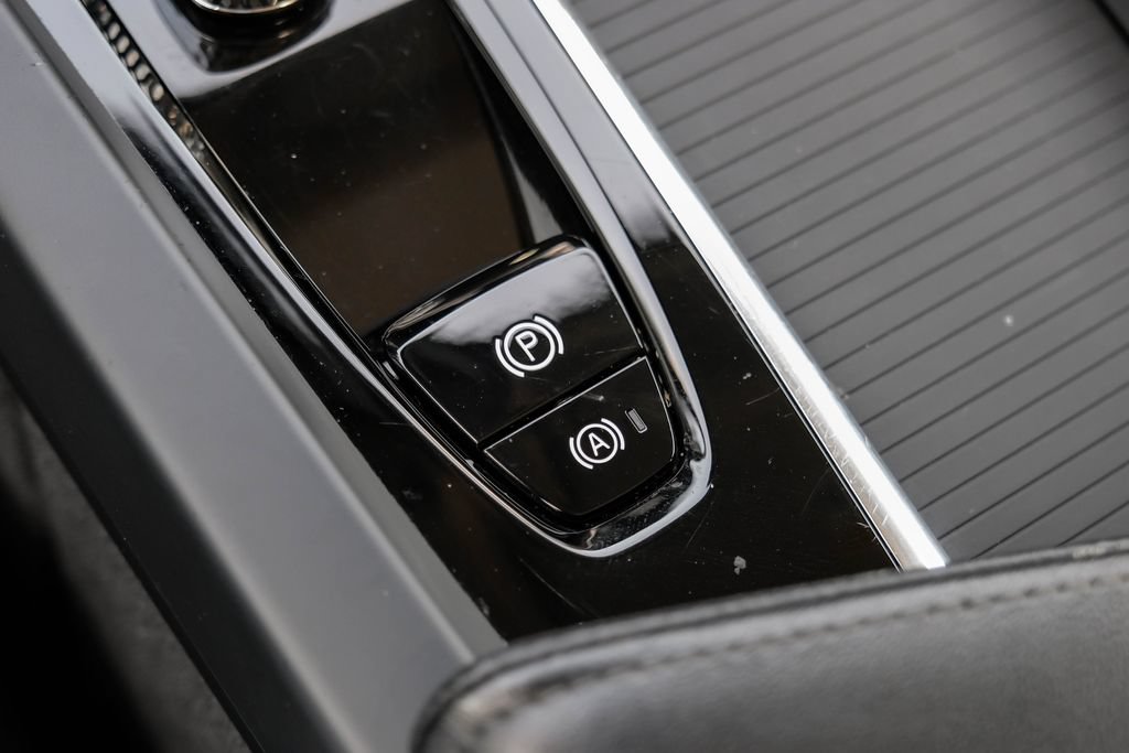 Used 2024 Volvo S60 B5 Core FWD image 27