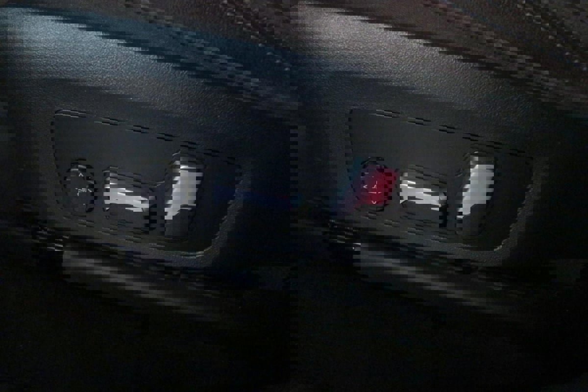 Used 2022 BMW X3 xDrive30i w/ Premium Package image 14