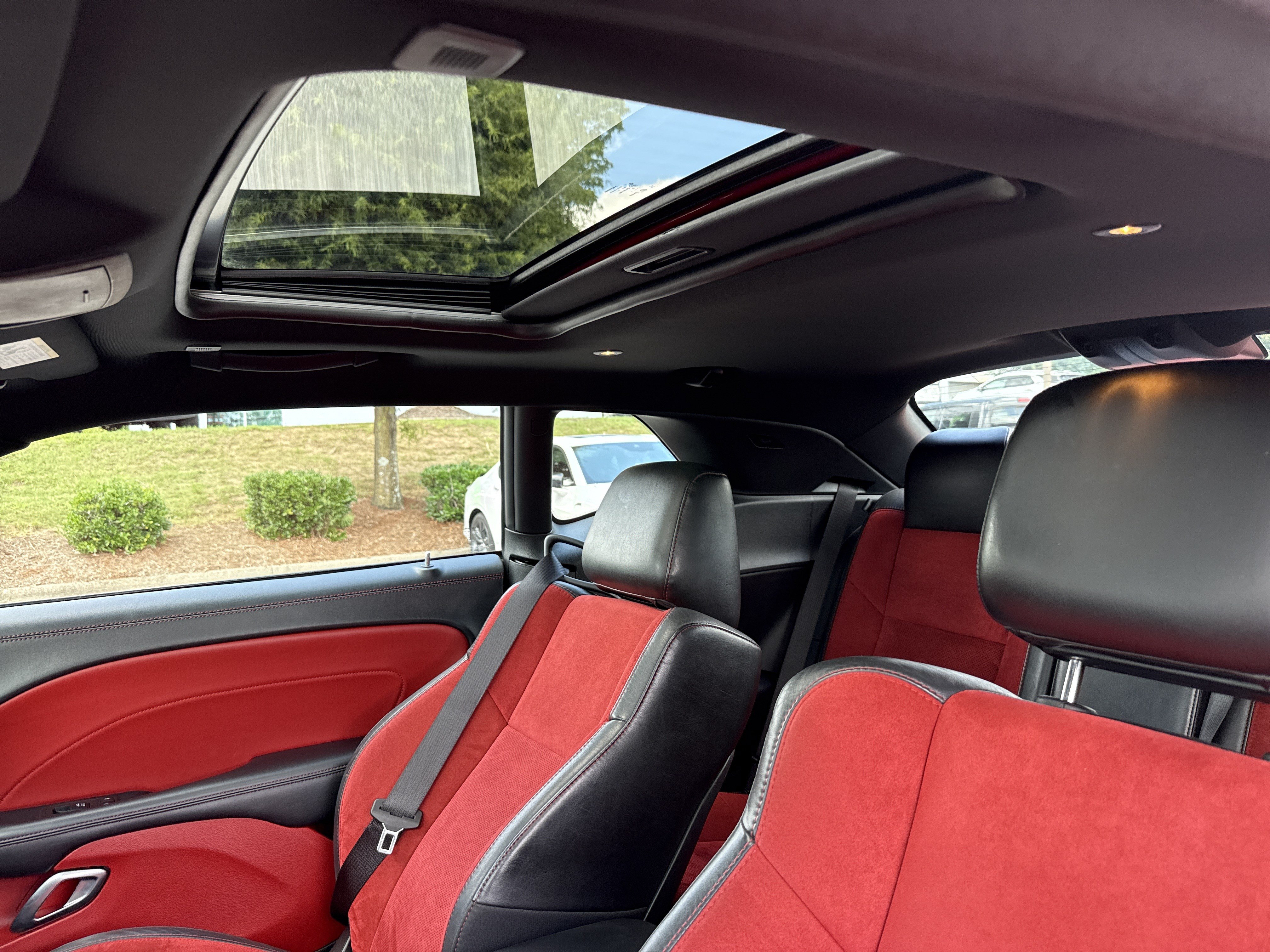Used 2022 Dodge Challenger R/T w/ Plus Package RWD image 28