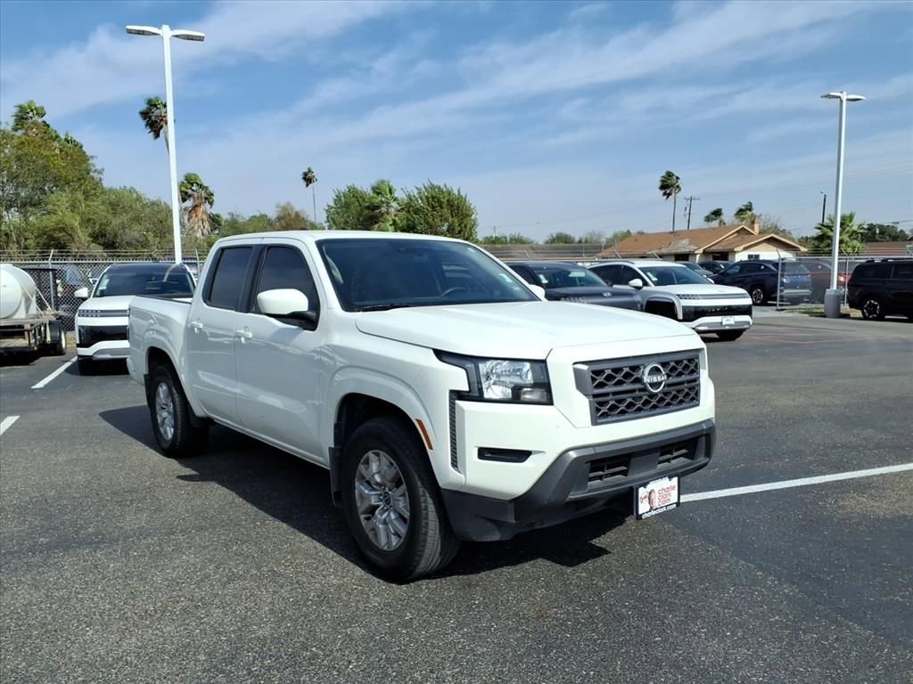 Used 2023 Nissan Frontier SV w/ Tow Package image 7
