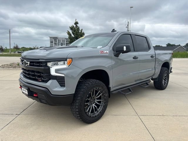 Used 2024 Chevrolet Silverado 1500 LT Trail Boss w/ LT Trail Boss Premium Package AWD/4WD image 34