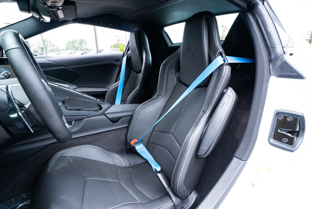 Used 2024 Chevrolet Corvette E-Ray AWD/4WD image 35
