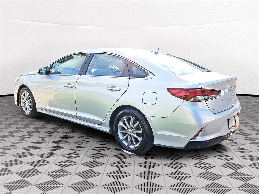 Used 2018 Hyundai Sonata SE image 4