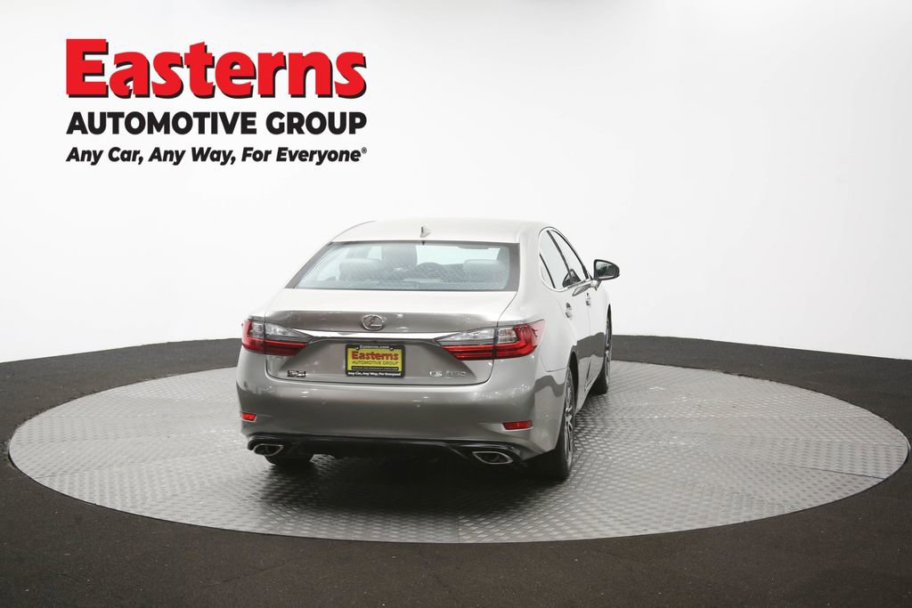 Used 2016 Lexus ES 350 w/ Premium Package w/Wood Trim FWD image 40
