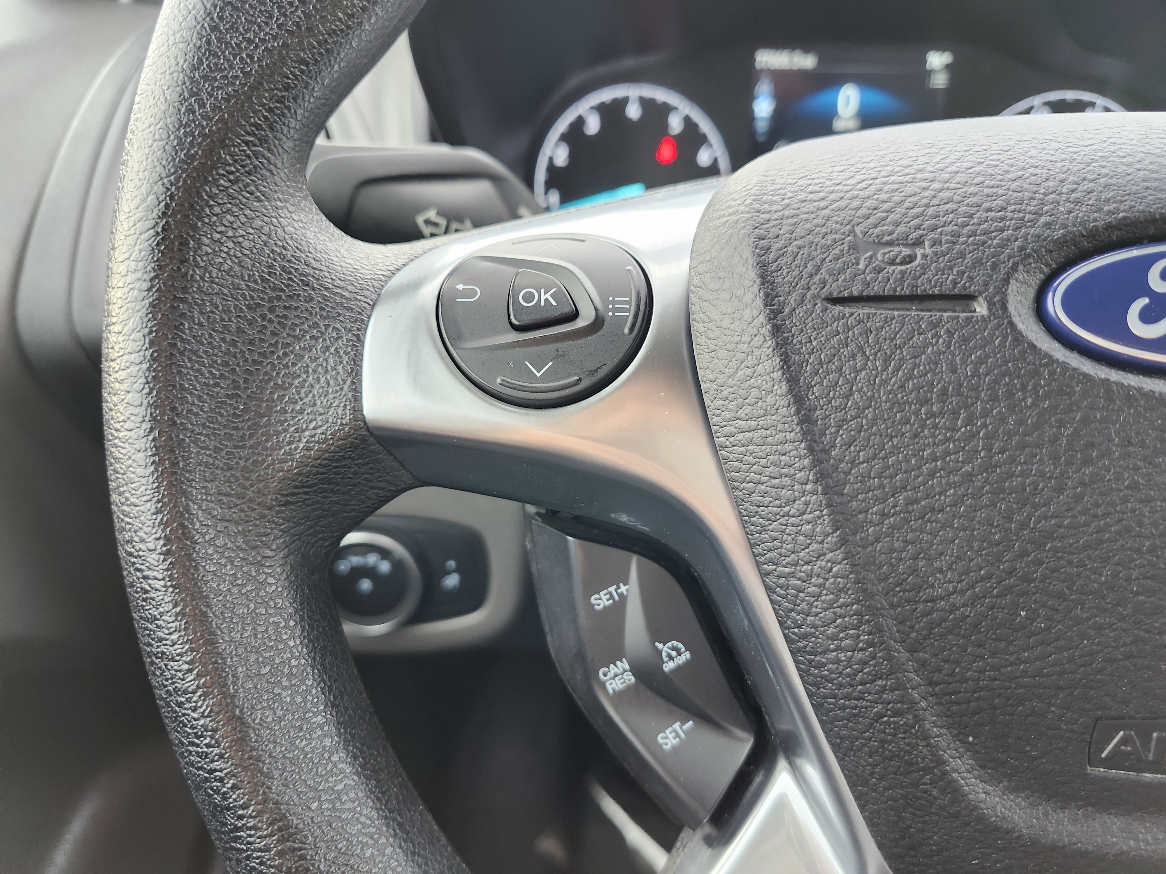 Used 2023 Ford Transit Connect XL image 31