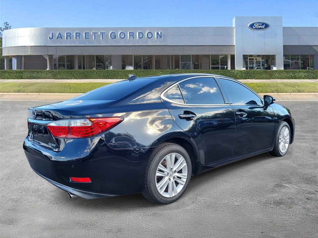 Used 2015 Lexus ES 350 w/ Premium Package image 4