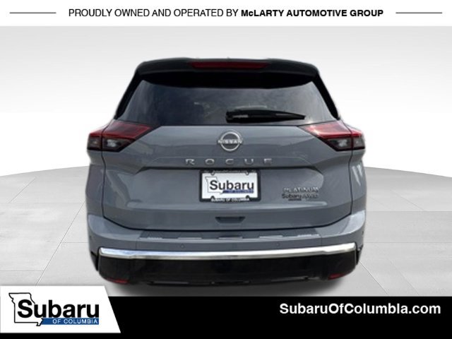 Used 2024 Nissan Rogue Platinum AWD/4WD image 6