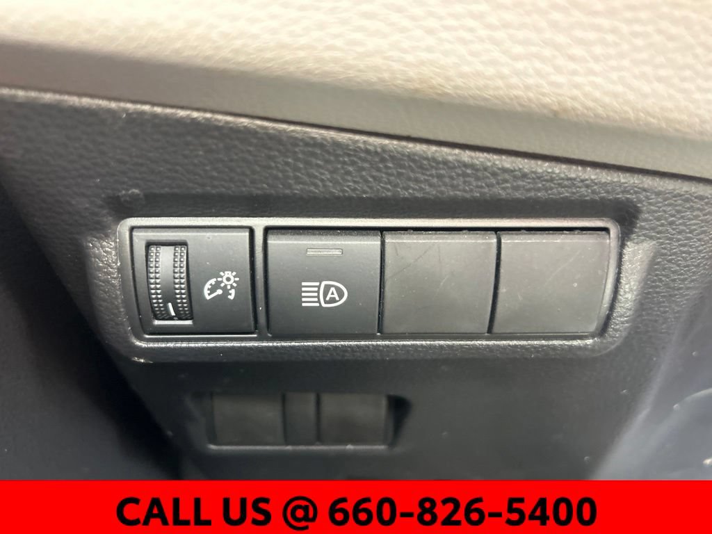 Certified 2025 Toyota Corolla Cross L FWD image 15
