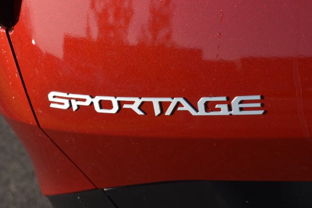 New 2027 Kia Sportage EX FWD image 16