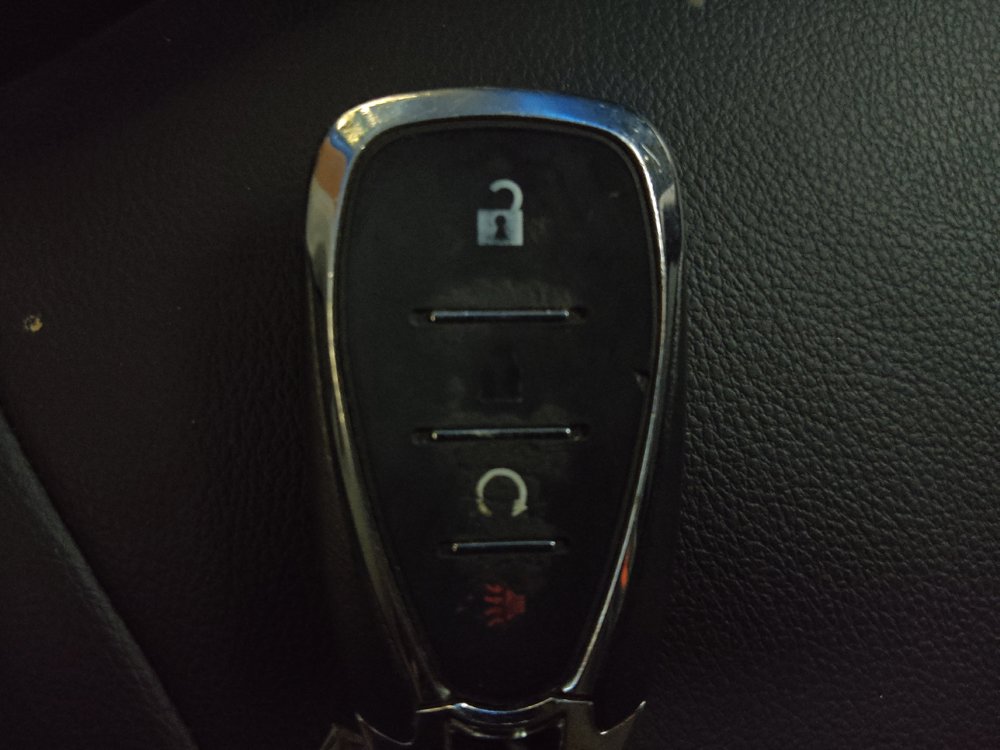 Used 2017 Chevrolet Volt Premier w/ Driver Confidence II Package FWD image 32