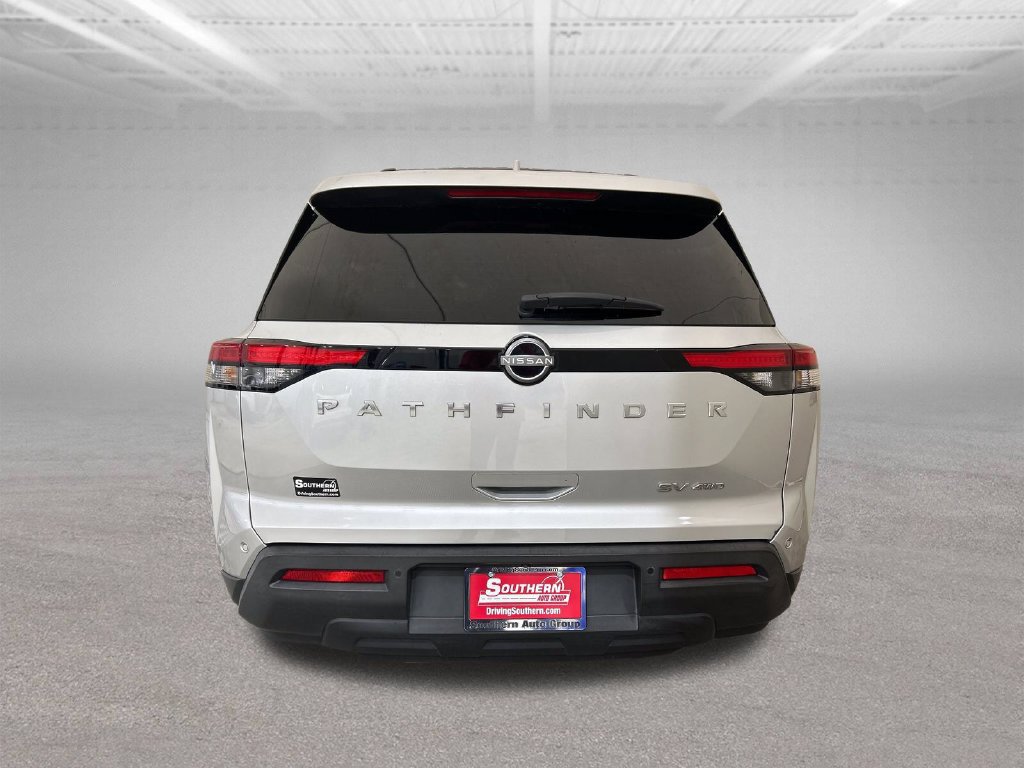 Used 2023 Nissan Pathfinder SV AWD/4WD image 4