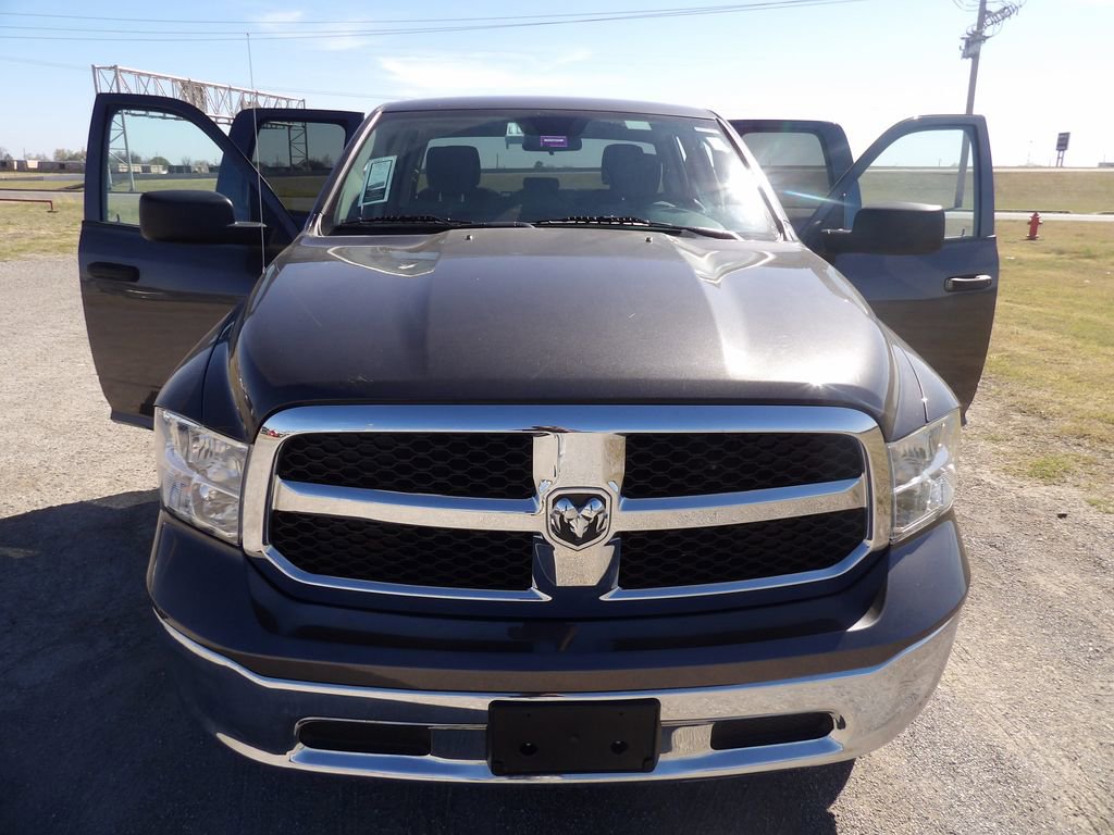 Used 2024 RAM 1500 Classic SLT AWD/4WD image 29