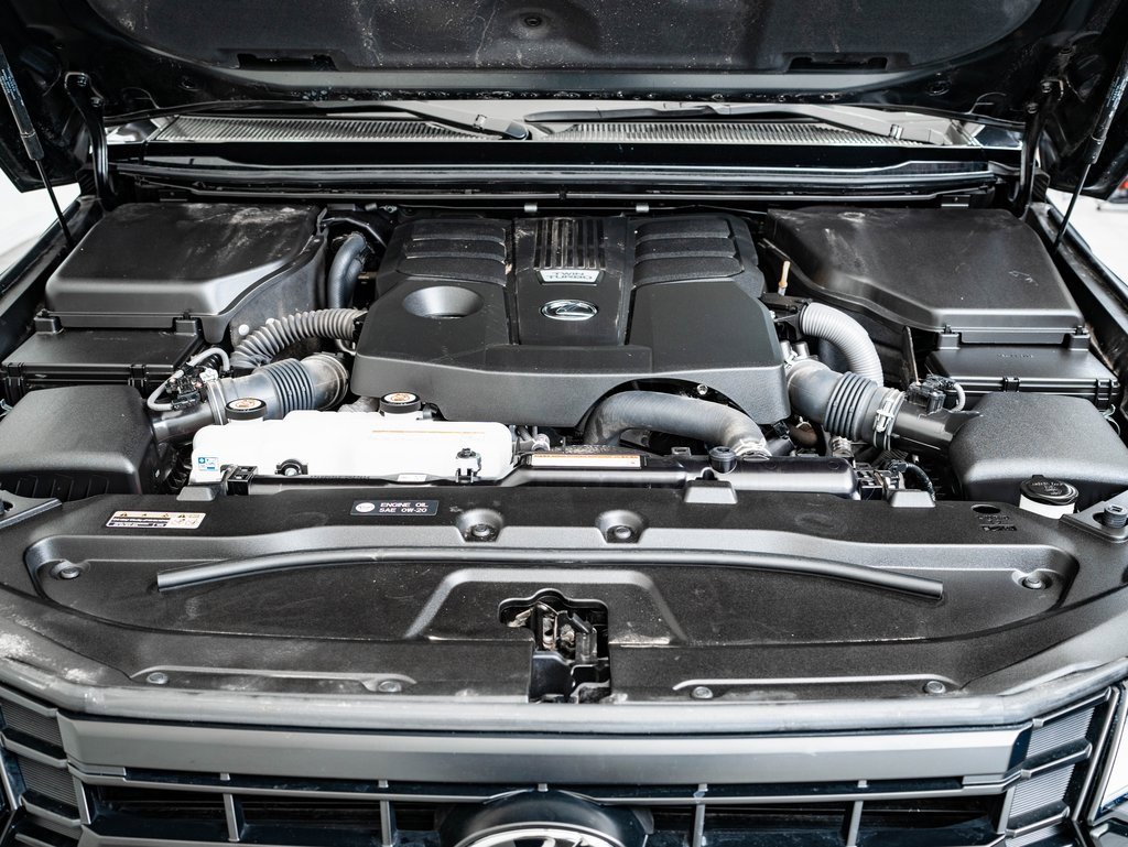 Used 2024 Lexus GX 550 image 45