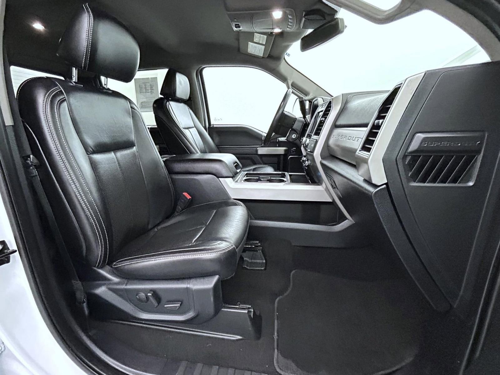 Used 2021 Ford F250 Lariat w/ Lariat Value Package image 15