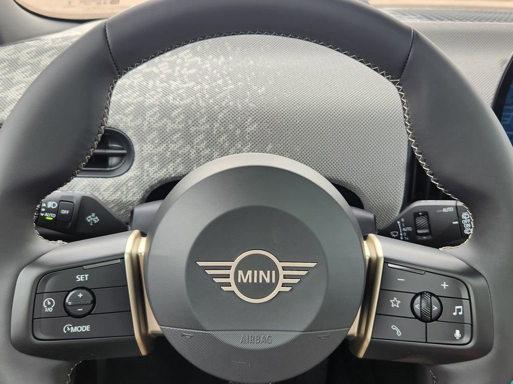 New 2026 MINI Cooper 4-Door Hardtop image 12