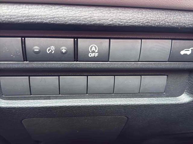 New 2026 Mitsubishi Outlander SE image 17