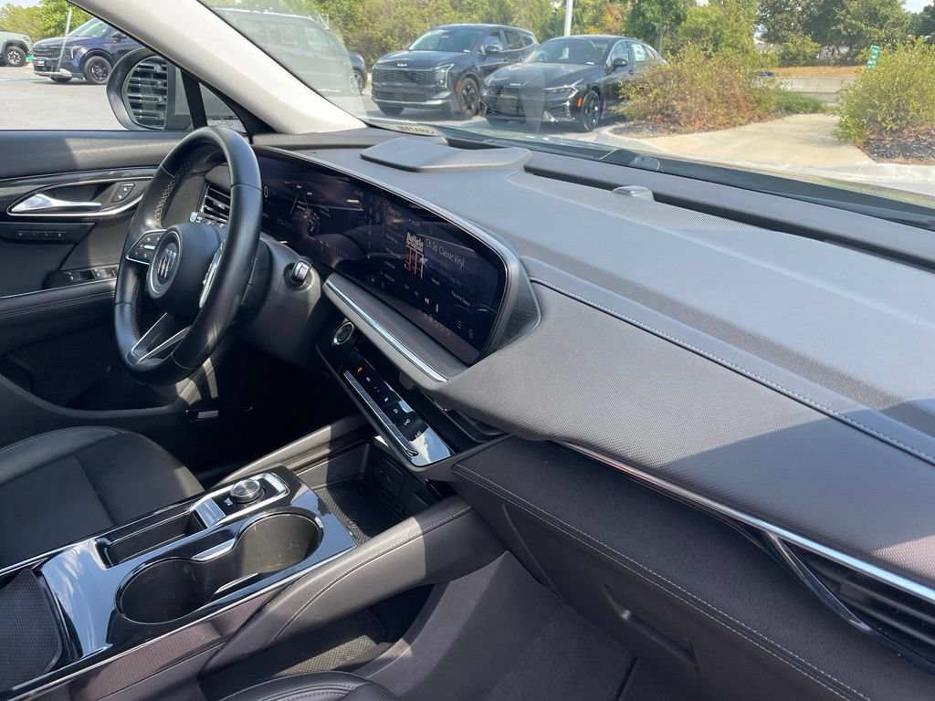 Used 2024 Buick Envision Preferred AWD/4WD image 30