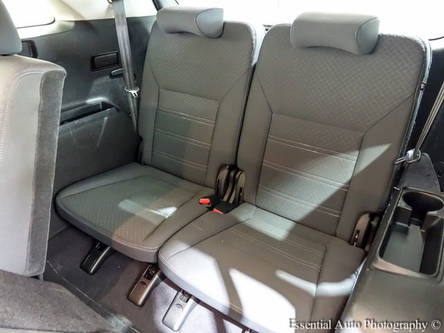Used 2018 Kia Sorento LX image 12