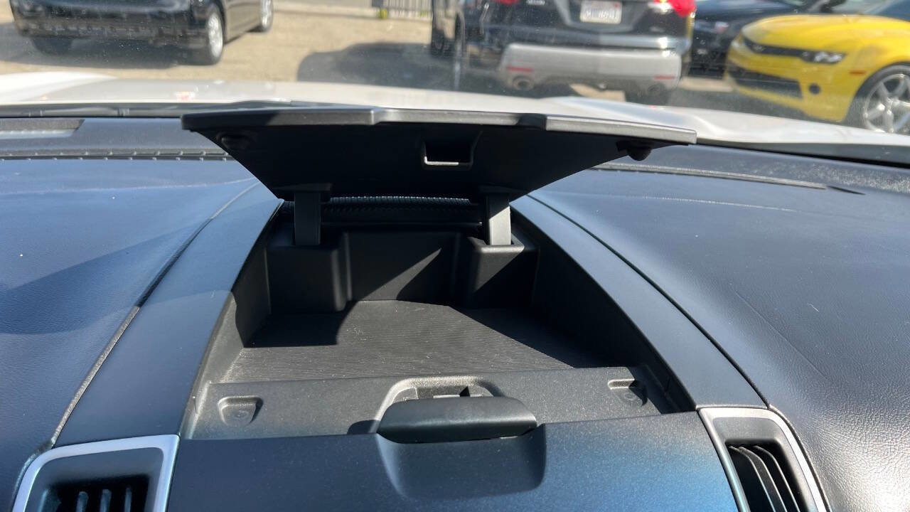 Used 2018 Ford Edge SEL w/ Equipment Group 201A image 17