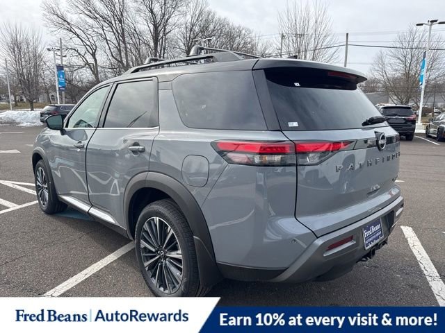 New 2026 Nissan Pathfinder Platinum w/ Cargo Package image 7