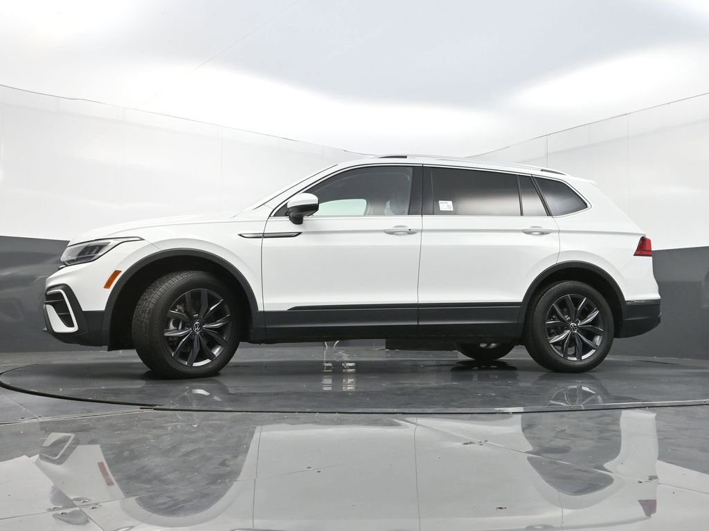 Used 2024 Volkswagen Tiguan SE image 26