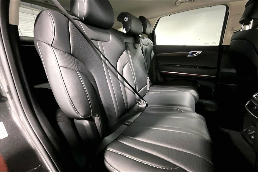 Used 2024 Genesis GV80 3.5T image 37
