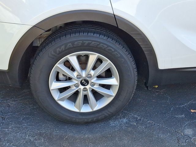 Used 2020 Kia Sorento LX w/ LX I4 Convenience Package image 8