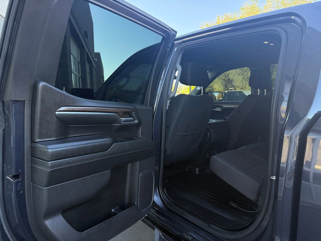 Used 2023 Chevrolet Silverado 1500 RST AWD/4WD image 30