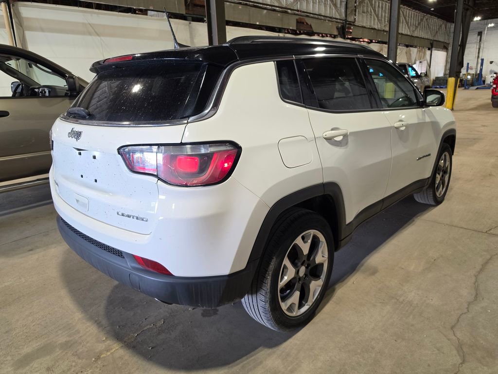Used 2020 Jeep Compass Limited AWD/4WD image 2