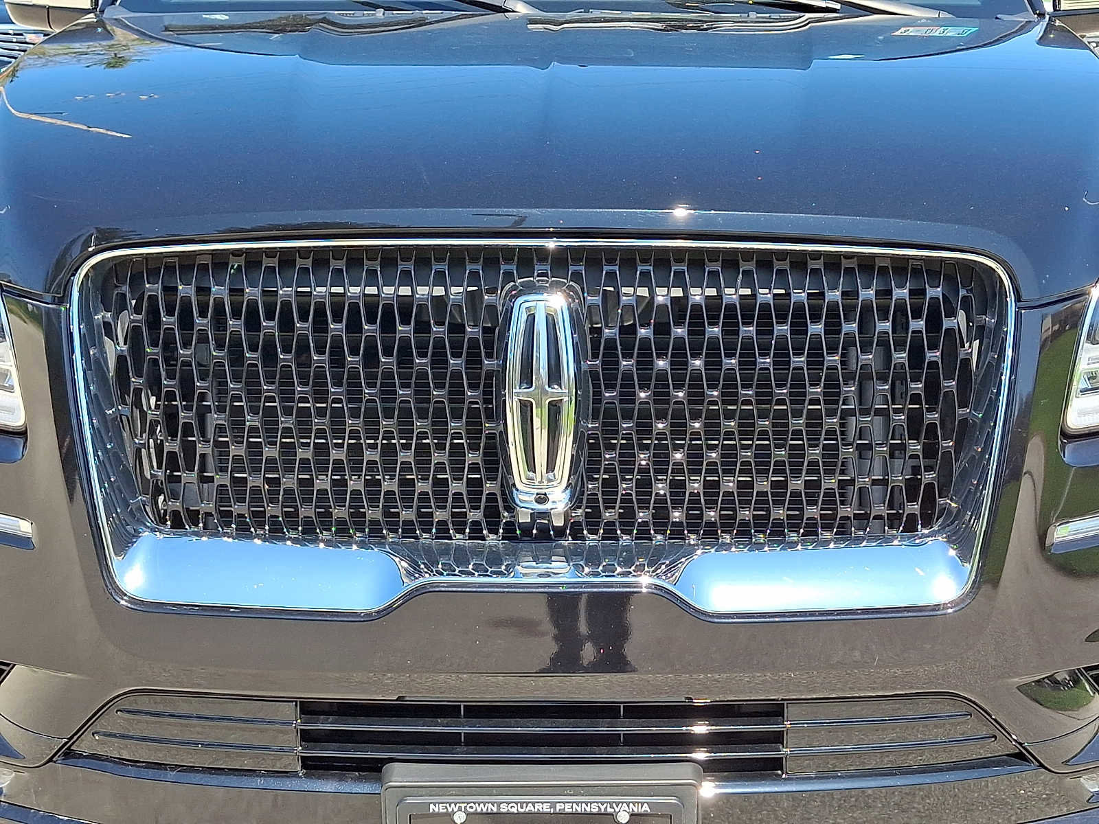 Used 2021 Lincoln Navigator L Reserve AWD/4WD image 9