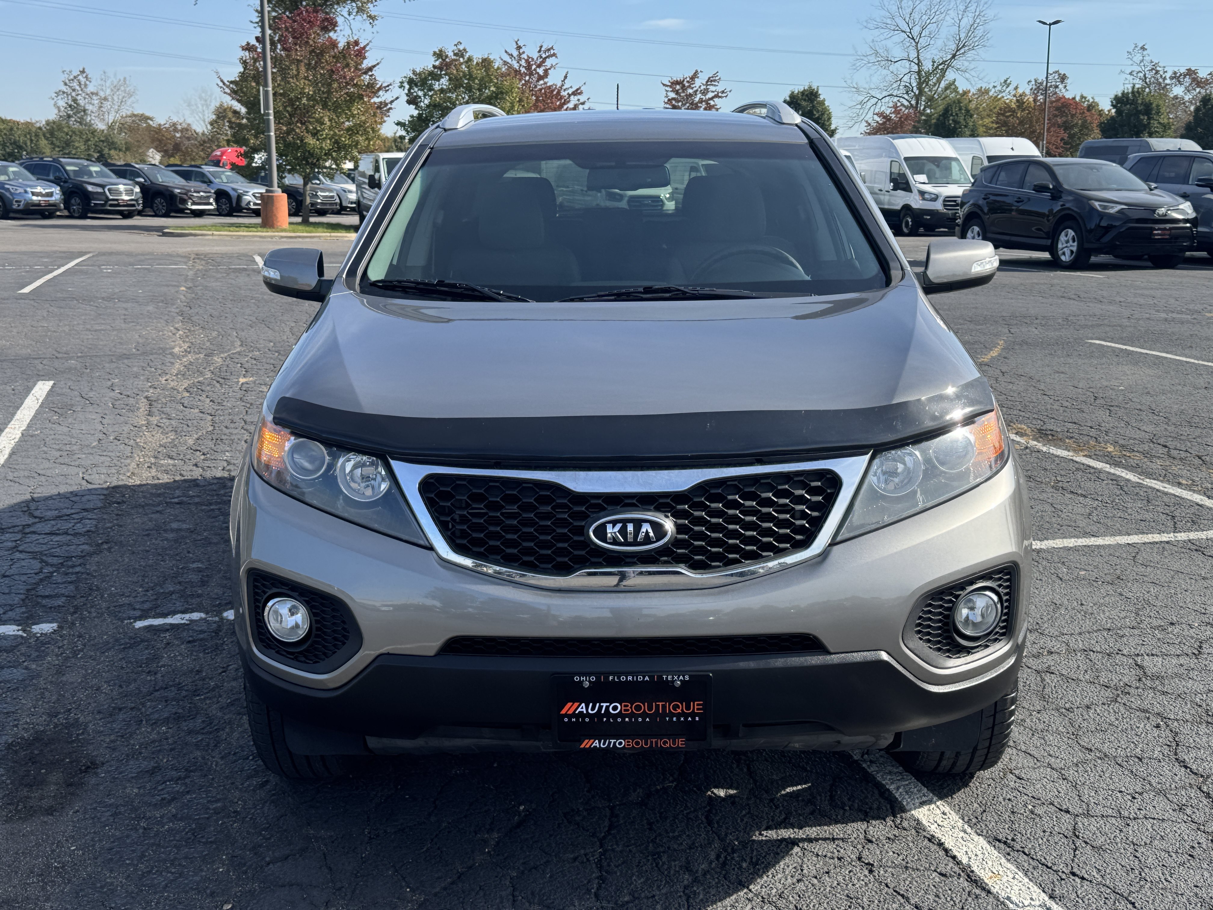 Used 2013 Kia Sorento LX w/ Convenience Pkg FWD image 2