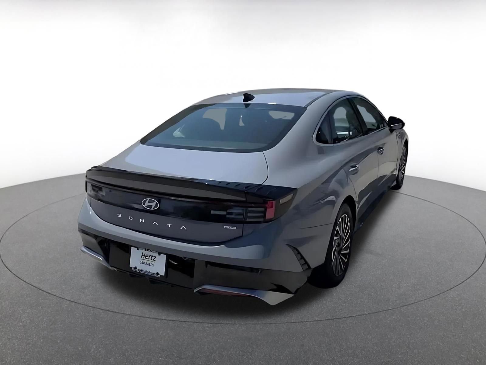 Used 2025 Hyundai Sonata SEL FWD image 14