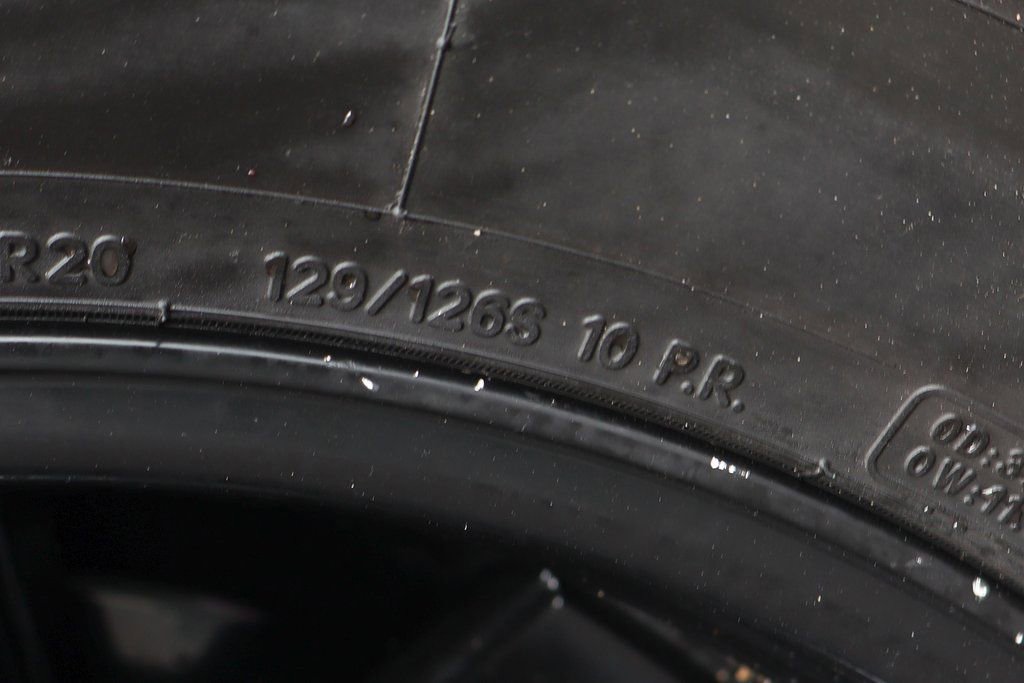 Used 2017 Ford F350 Lariat w/ Lariat Ultimate Package image 54