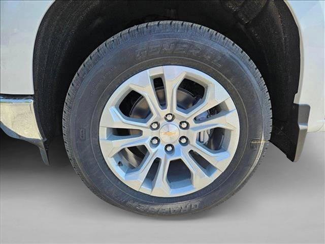 New 2025 Chevrolet Silverado 1500 LTZ image 19