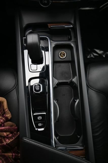 Used 2023 Volvo S60 B5 Plus w/ Climate Package image 11