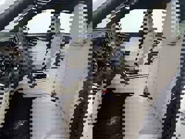 Certified 2025 Mercedes-Benz C 300 4MATIC Sedan image 27