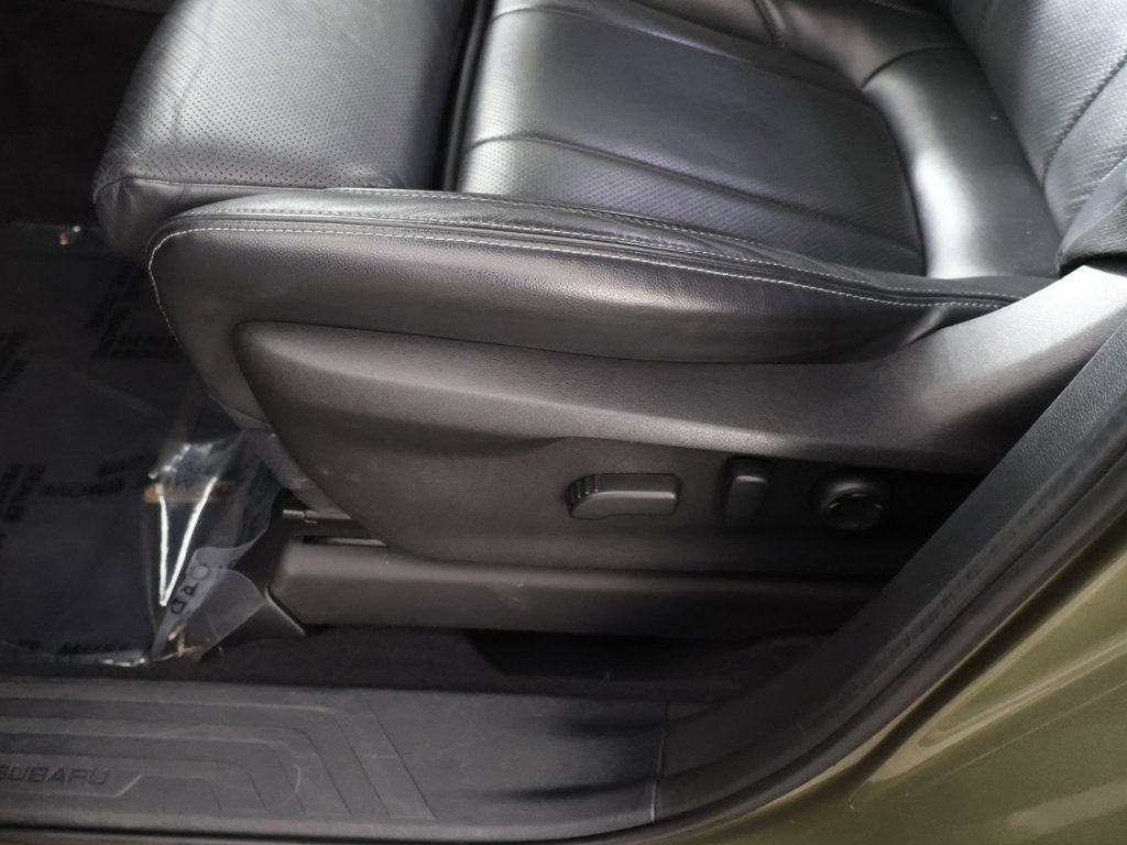 Used 2023 Subaru Ascent Touring AWD/4WD image 40