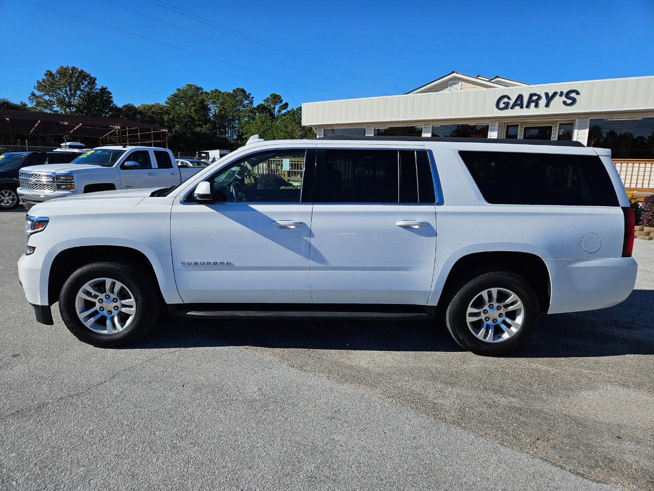 Used 2018 Chevrolet Suburban LS w/ Max Trailering Package image 3