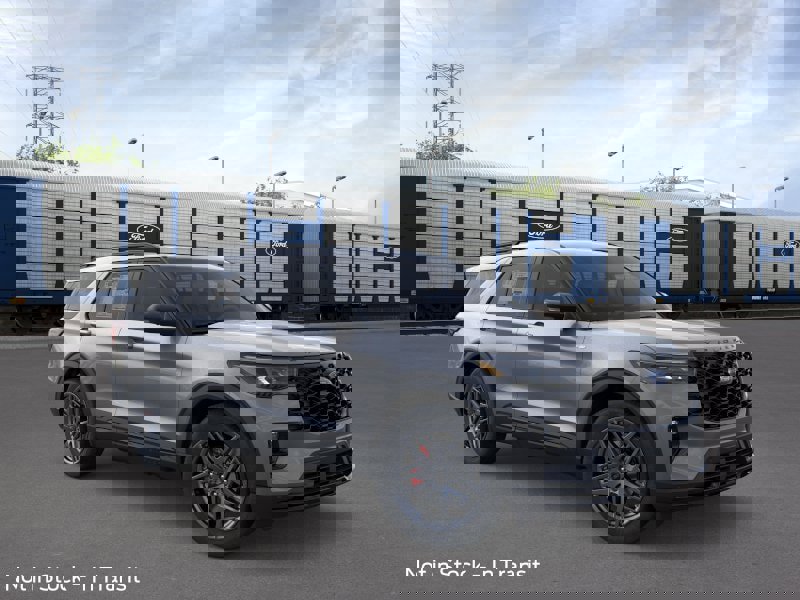 New 2026 Ford Explorer ST-Line image 7
