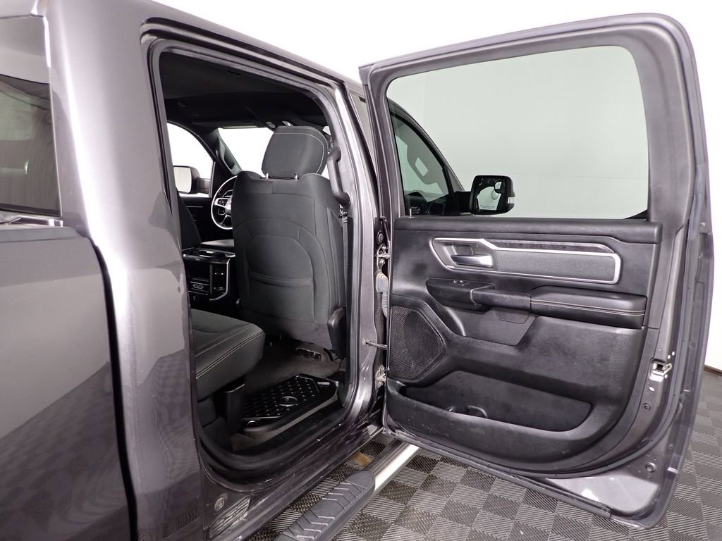 Used 2019 RAM 1500 Big Horn image 25