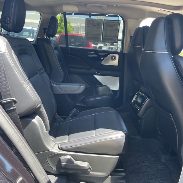 Used 2020 Lincoln Aviator Reserve w/ Equipment Group 202A AWD/4WD image 13