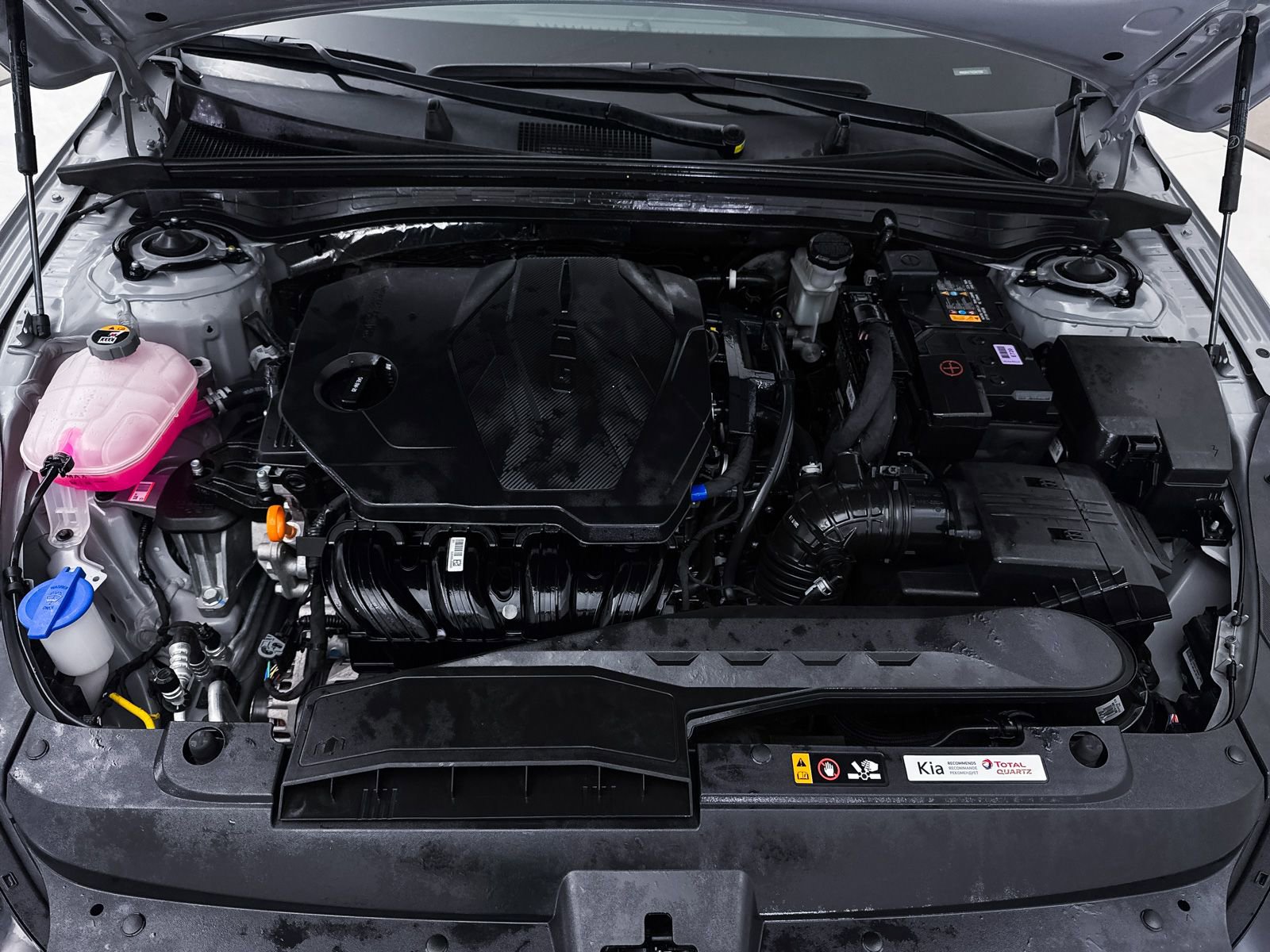 Used 2025 Kia K5 GT-Line w/ GT-Line Premium Package image 13